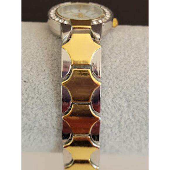 Blair Women's Two-Toned Watch with Crystals on the‎ Bezel New Battery - Picture 7 of 8